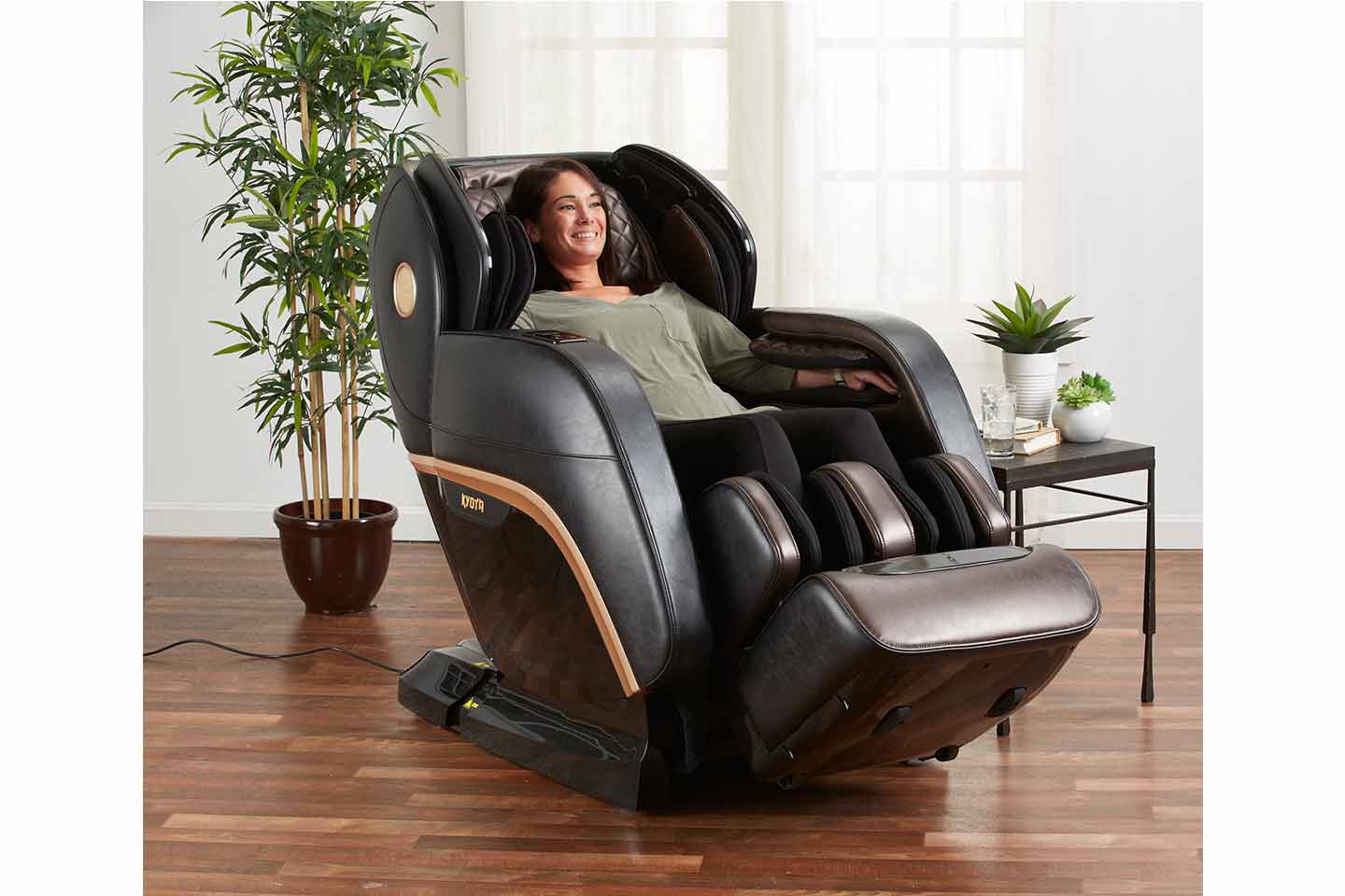 Kyota Kokoro M888 4D Massage Chair Certified Pre-Owned Grade A